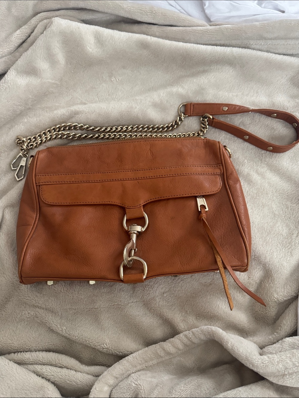 Crossbody bag